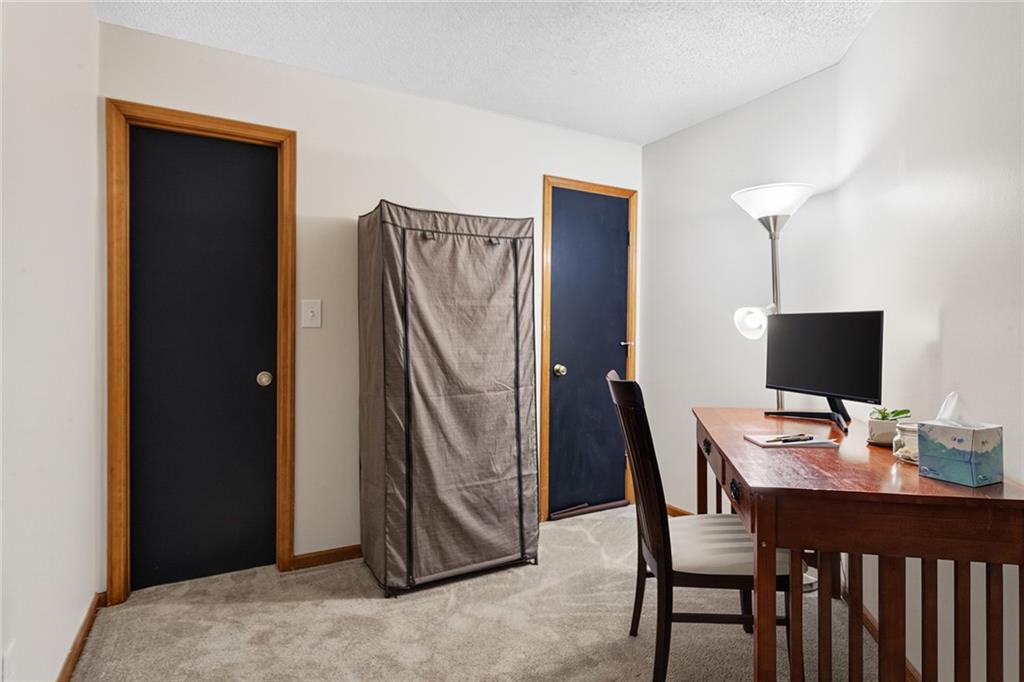 12220 Holmes Lane Property Photo 15