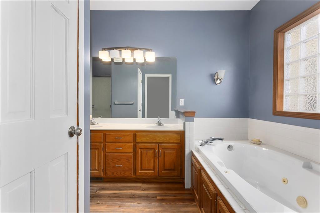 7357 Valley View Circle Property Photo 20