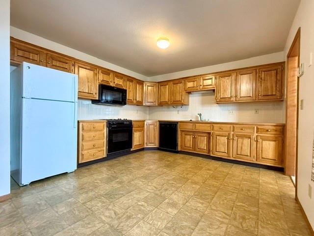 4711 Hearthside Drive Property Photo 8