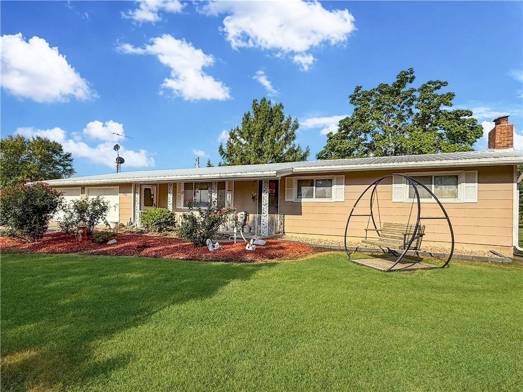 5555 Kinnamon Road Property Photo 1