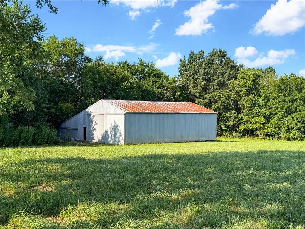 5555 Kinnamon Road Property Photo 15