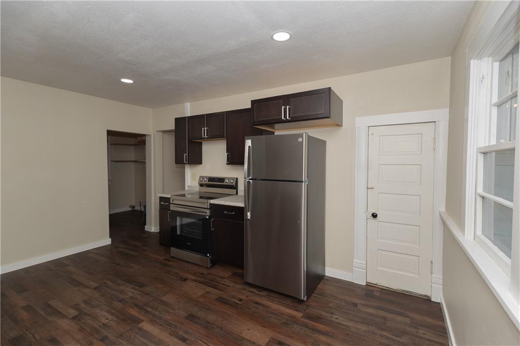 1621 Appleton Street Property Photo 18