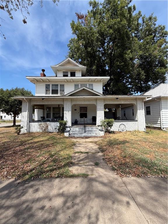 416 W 3rd Street Property Photo 1