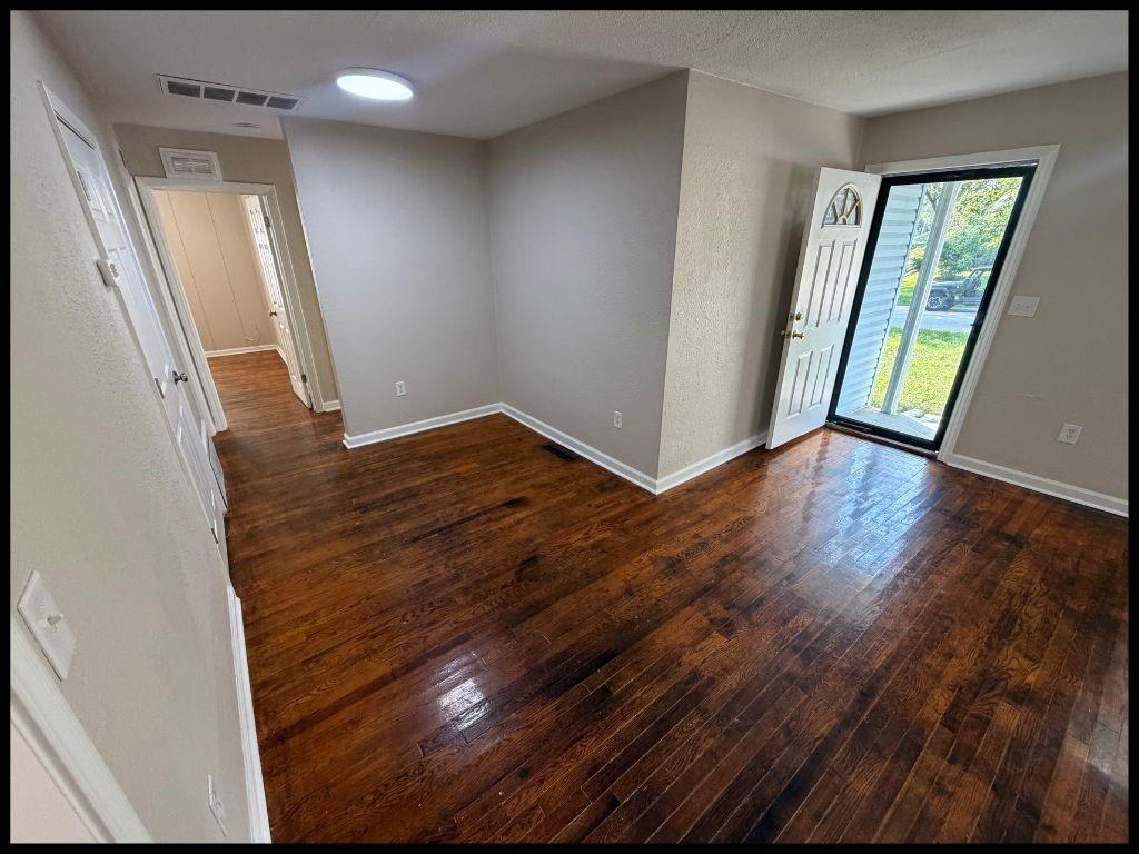411 9th Street Property Photo 7