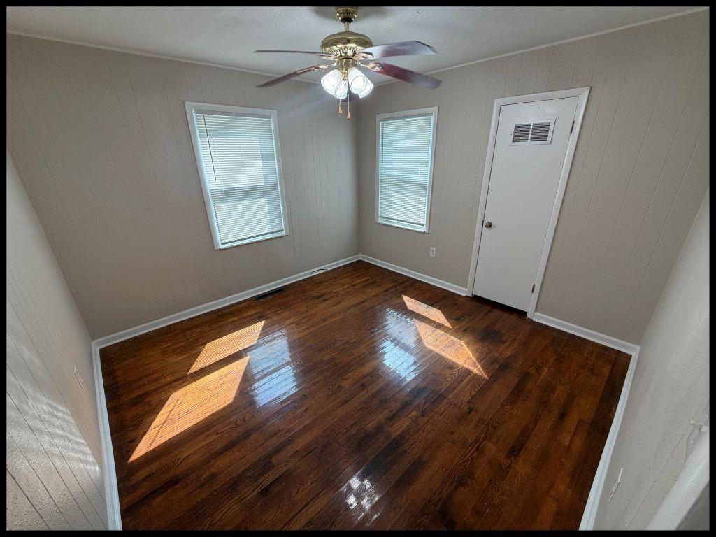 411 9th Street Property Photo 15