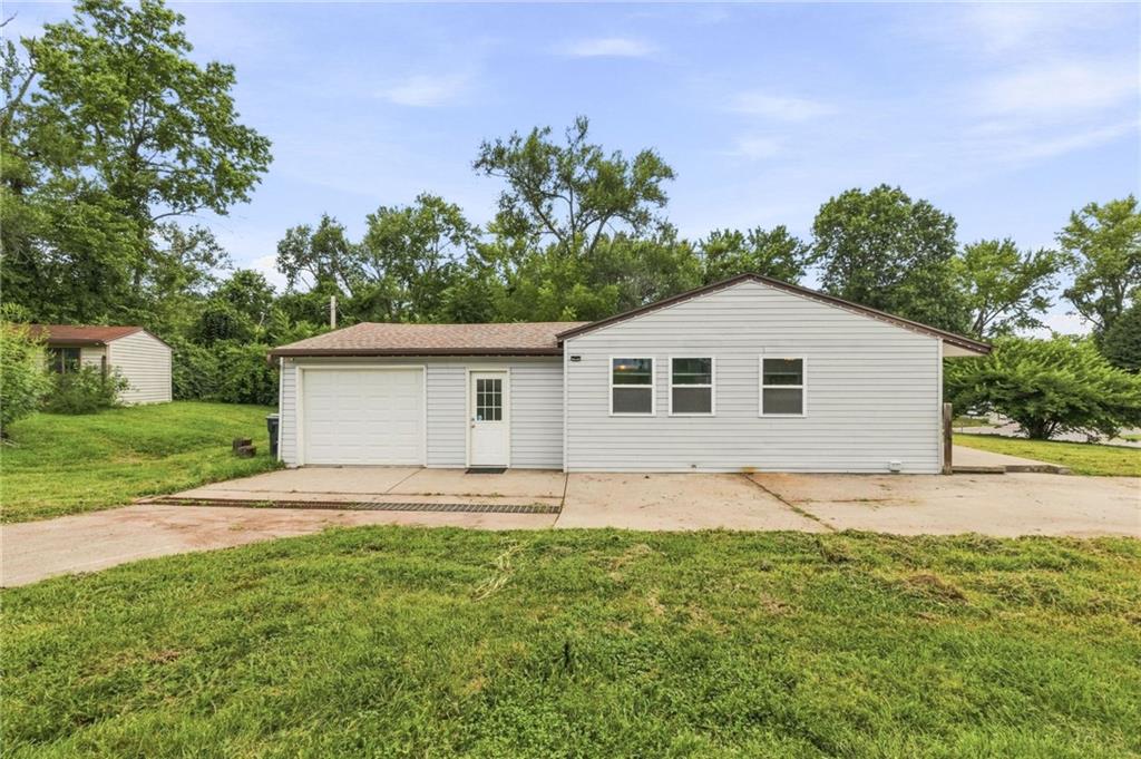 5138 N Corrington Avenue Property Photo 21
