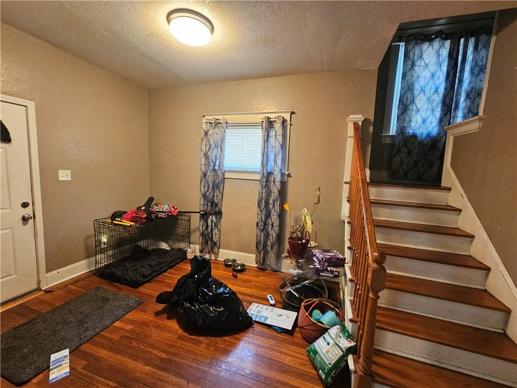 4027 Agnes Avenue Property Photo 6