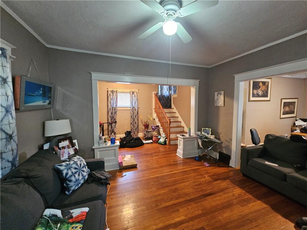 4027 Agnes Avenue Property Photo 10