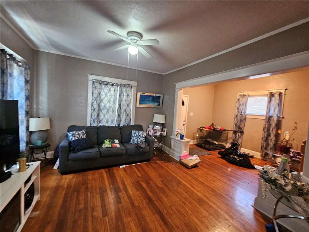 4027 Agnes Avenue Property Photo 15
