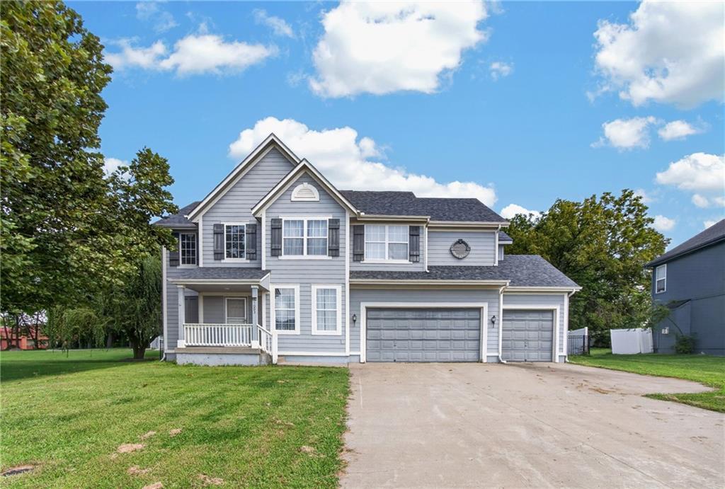 1003 Colonial Drive