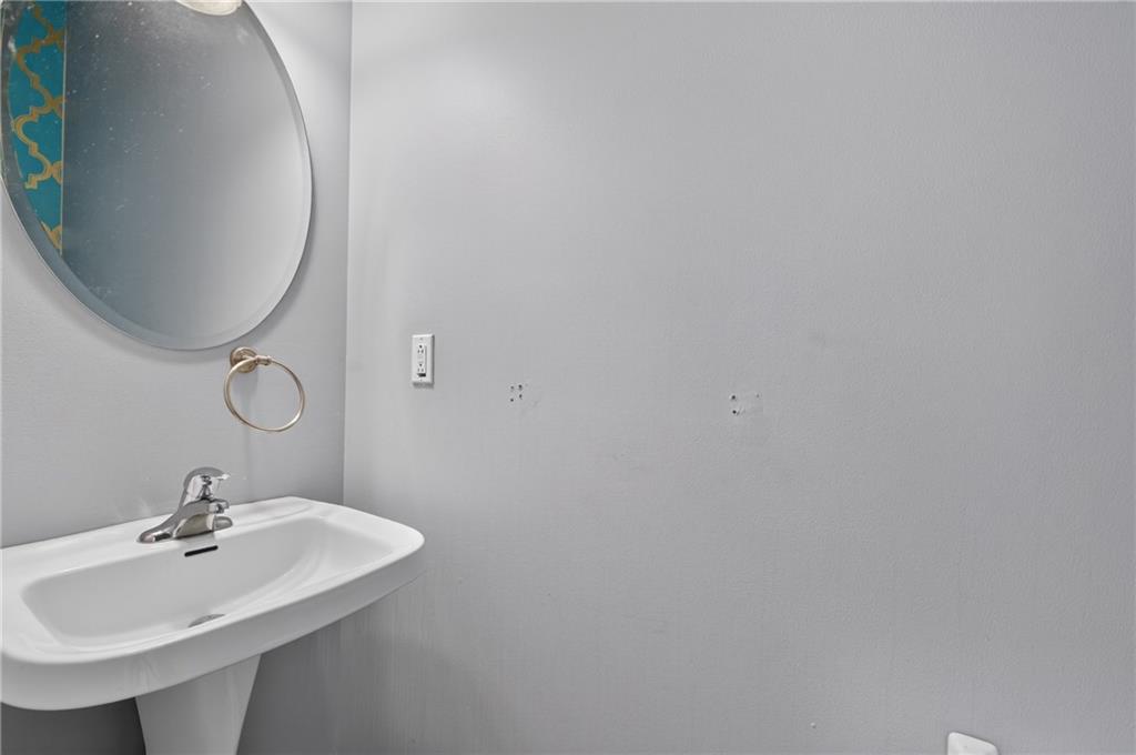1003 Colonial Drive Property Photo 21