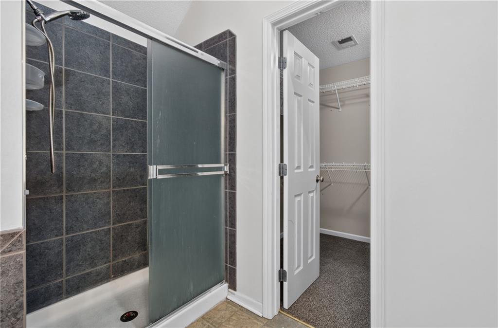 1003 Colonial Drive Property Photo 27