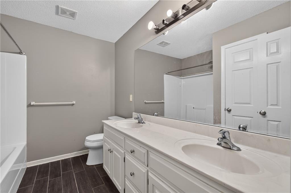 1003 Colonial Drive Property Photo 31