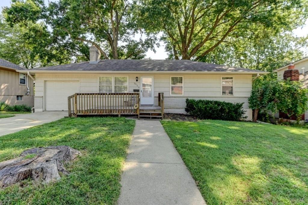 3913 S Milton Drive Property Photo 1
