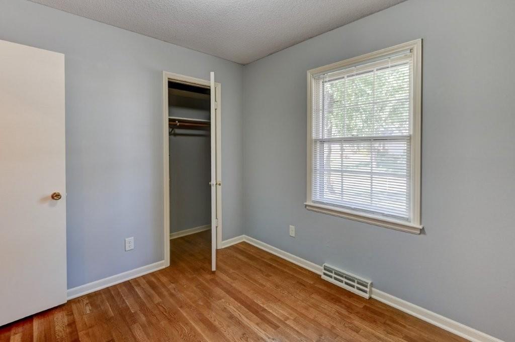 3913 S Milton Drive Property Photo 28