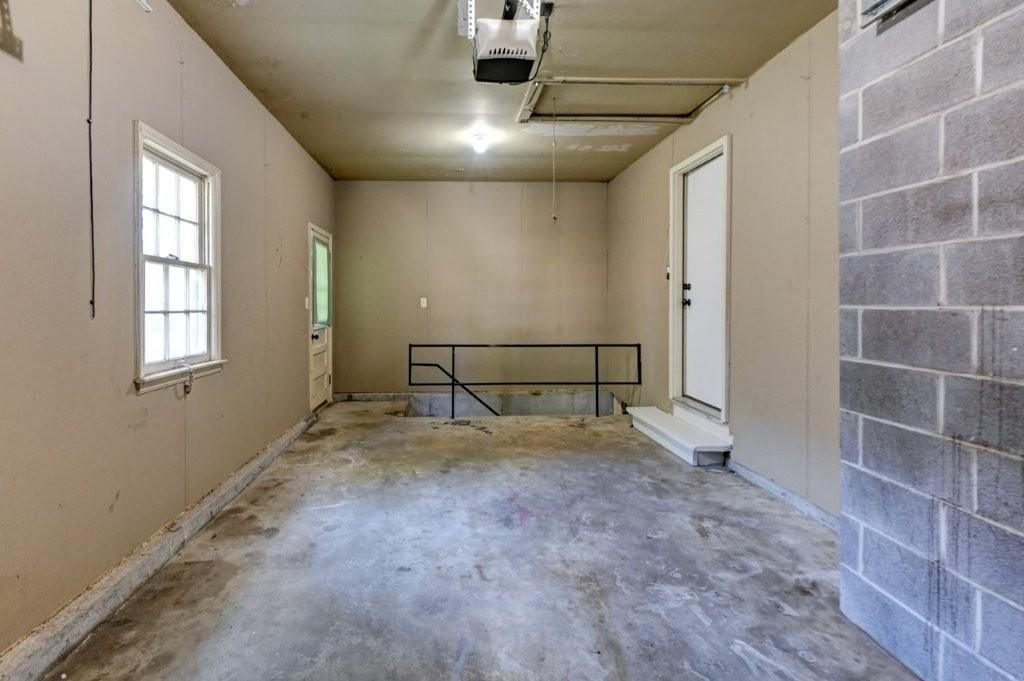 3913 S Milton Drive Property Photo 31