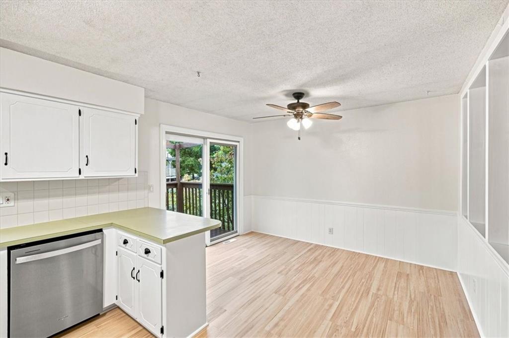 2100 E Taylor Drive Property Photo 13