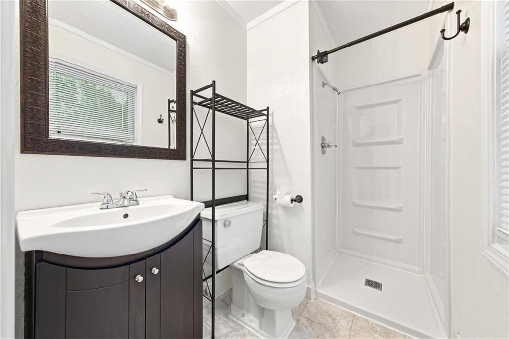 2100 E Taylor Drive Property Photo 22