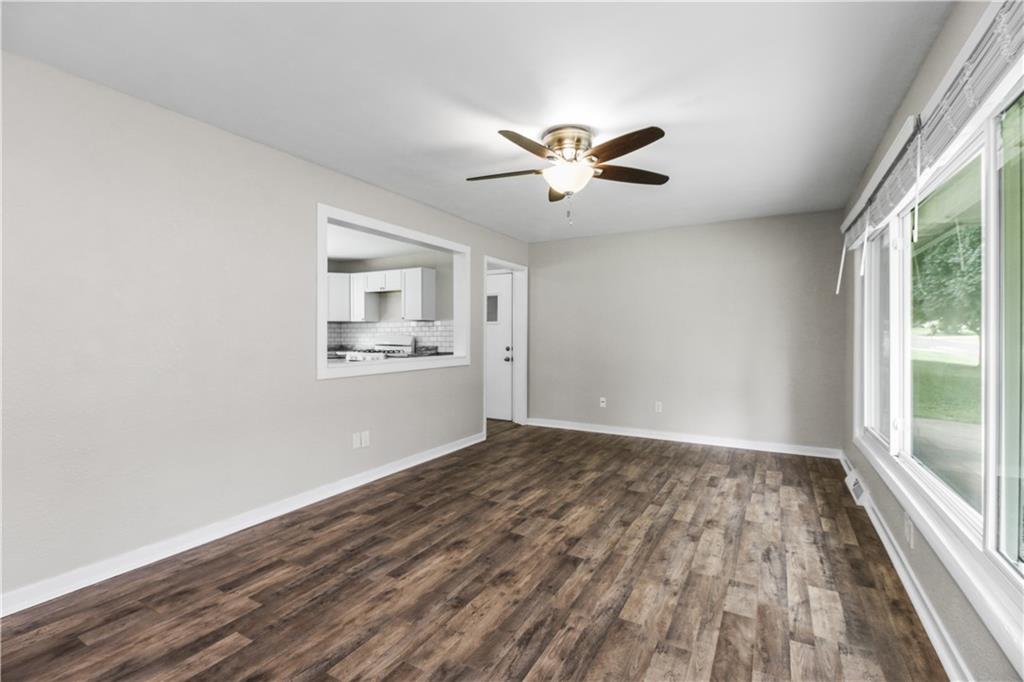110 Manor Drive Property Photo 4