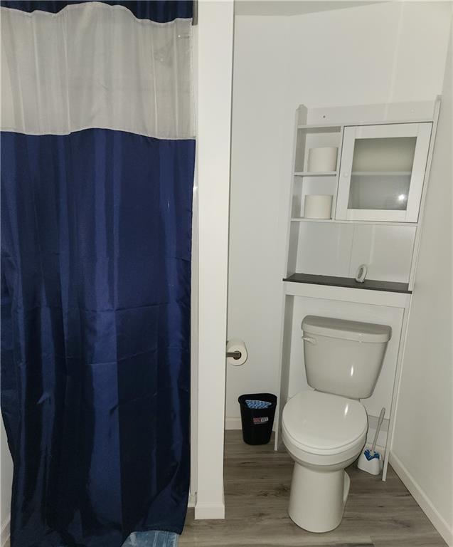 307 E 23rd Street Property Photo 7