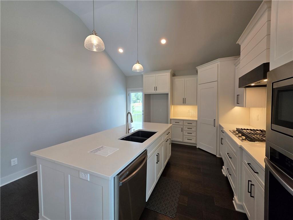 1116 Sw Whispering Willow Way Property Photo 13