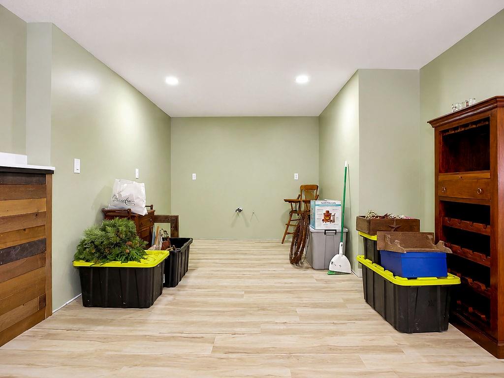211 Hillside Drive Property Photo 29