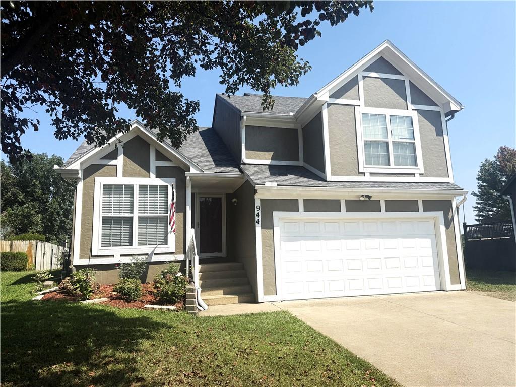 944 N Pine Street Property Photo 1