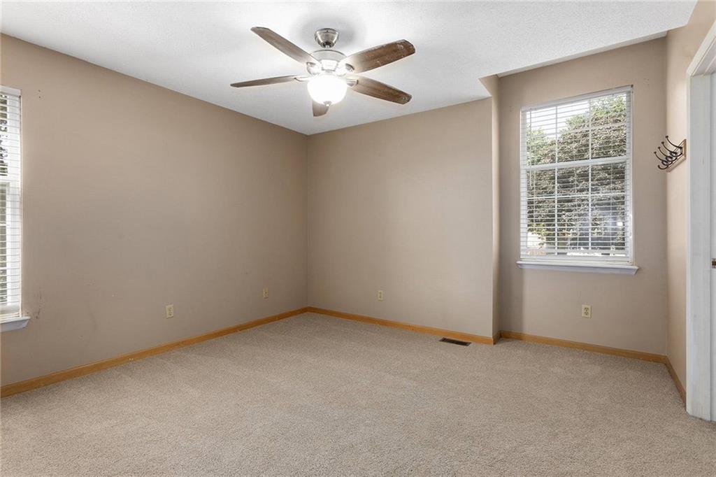 9013 W 48th Terrace Property Photo 17