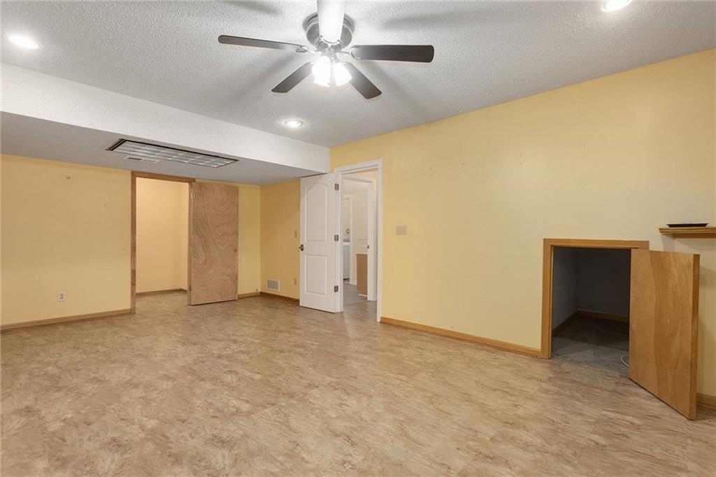 9013 W 48th Terrace Property Photo 28