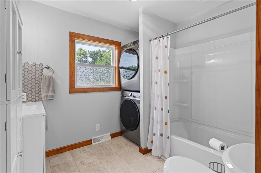 214 N Center Street Property Photo 15