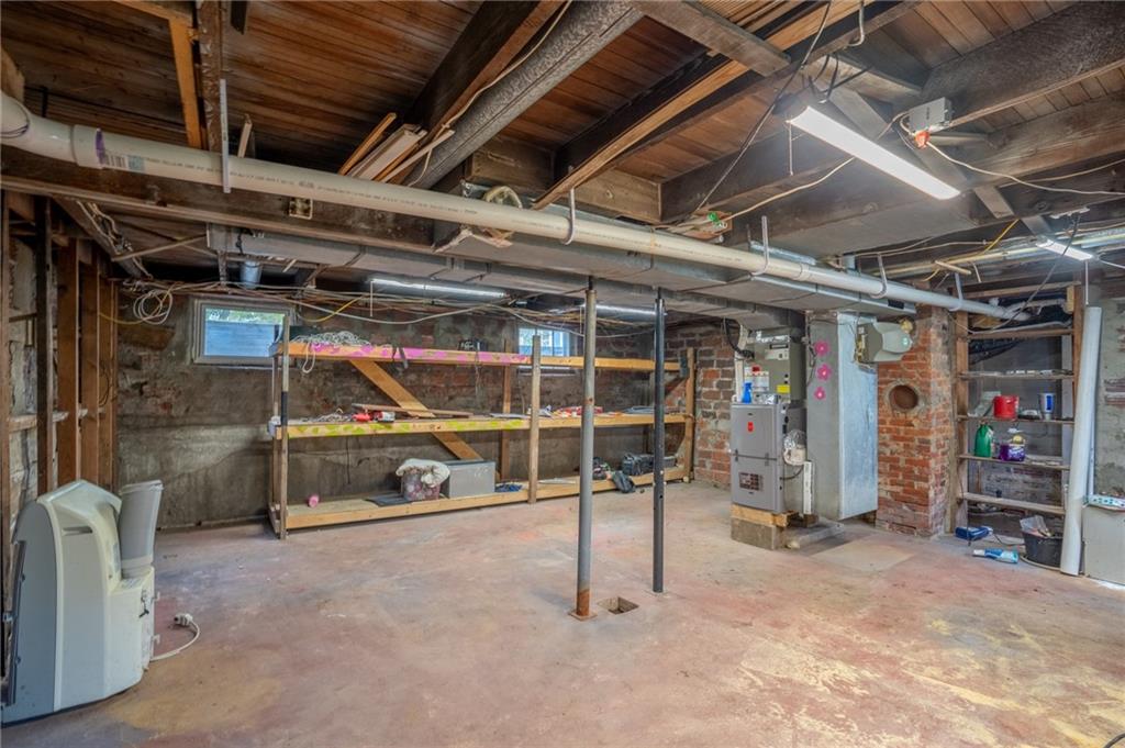 214 N Center Street Property Photo 25