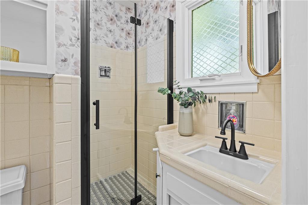 9300 Madison Avenue Property Photo 30