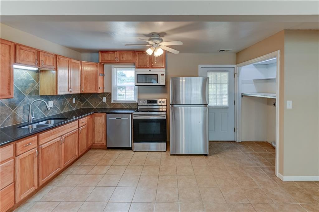 218 Sw Opal Drive Property Photo 12