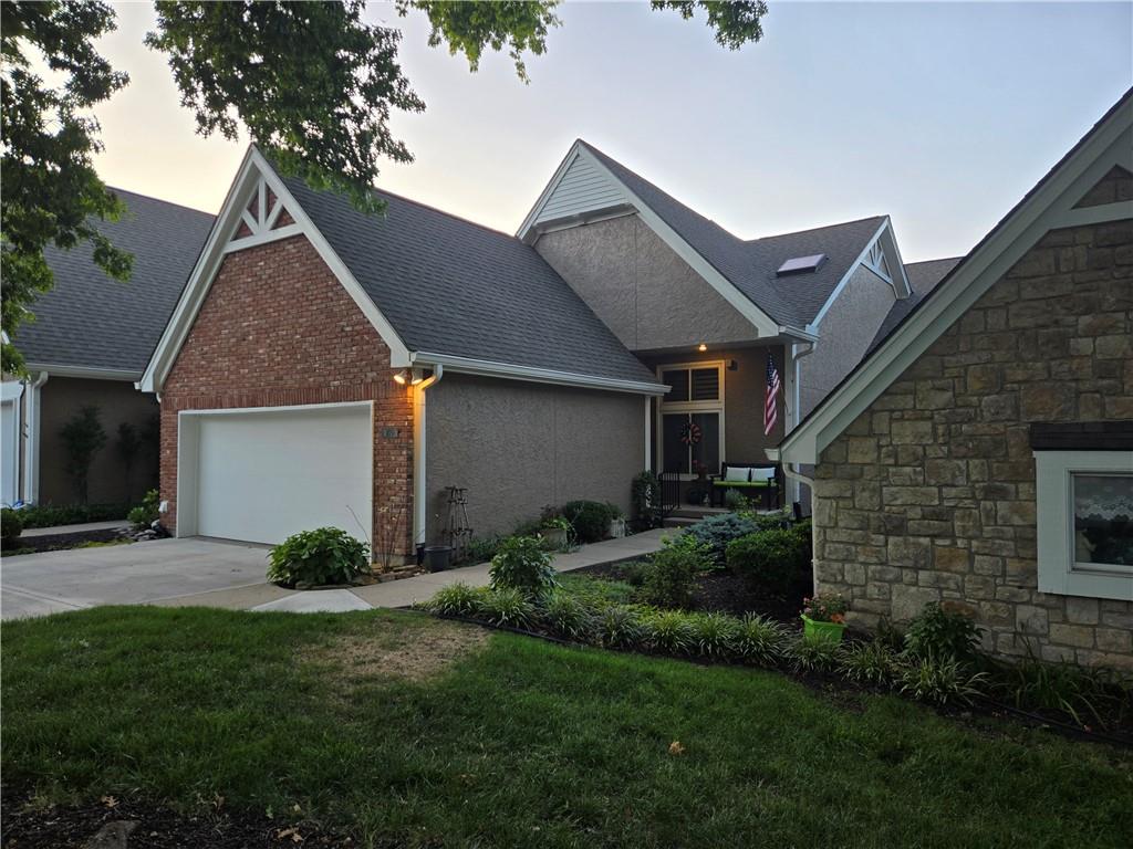 109 Pointe Drive