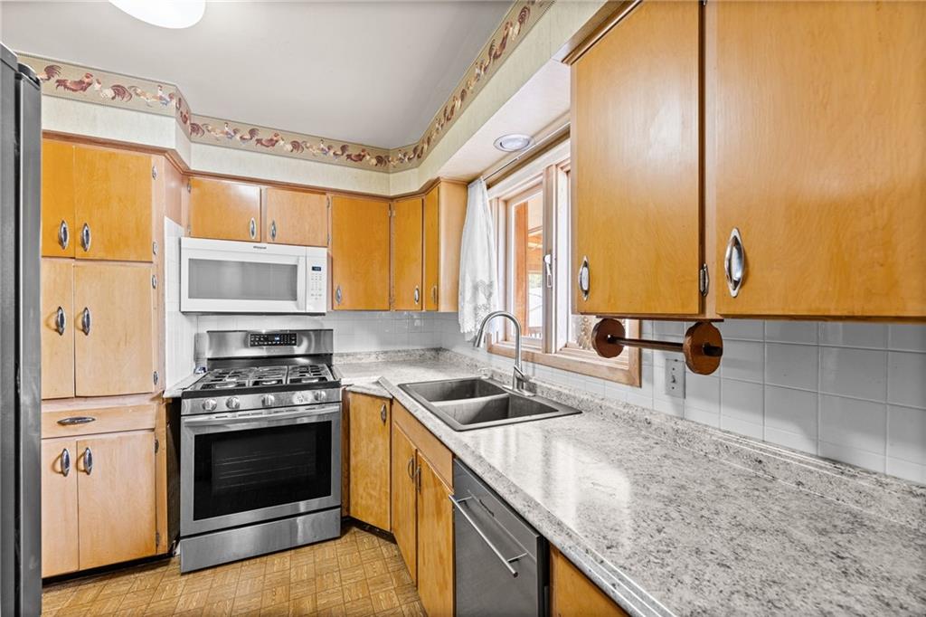 940 S Ash Street Property Photo 19