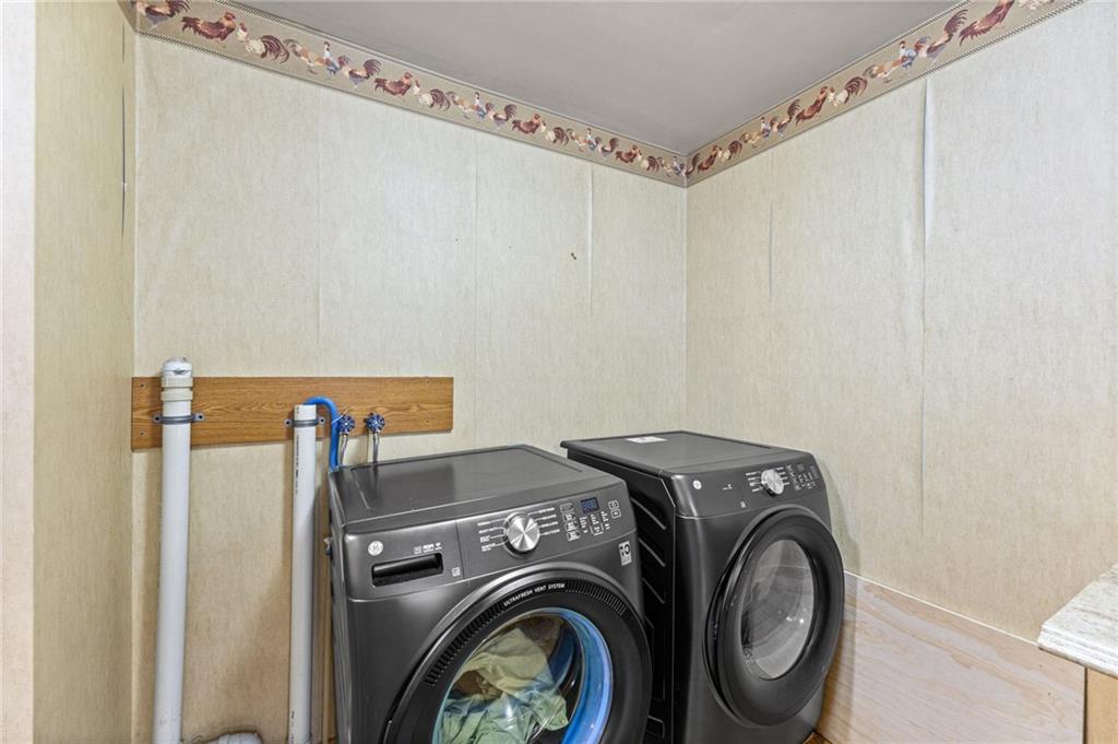 940 S Ash Street Property Photo 21