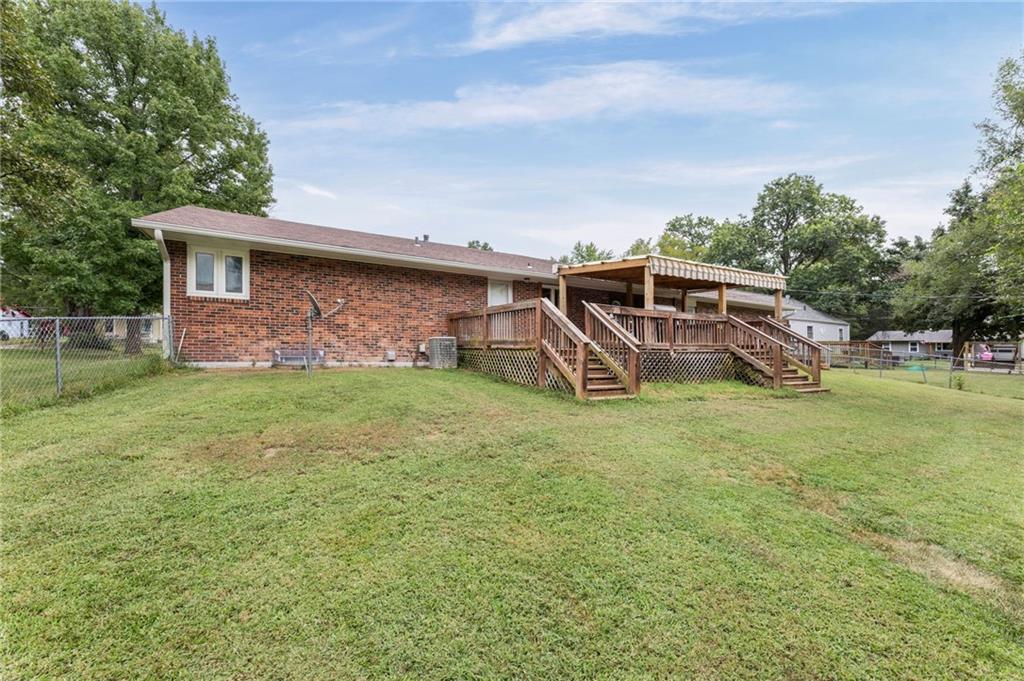 940 S Ash Street Property Photo 44