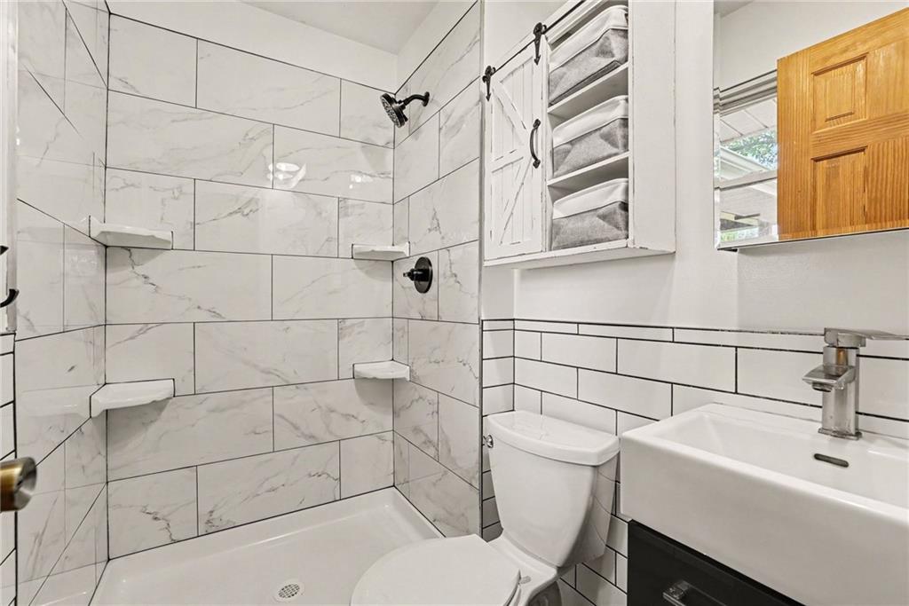 13744 Archer Road Property Photo 17