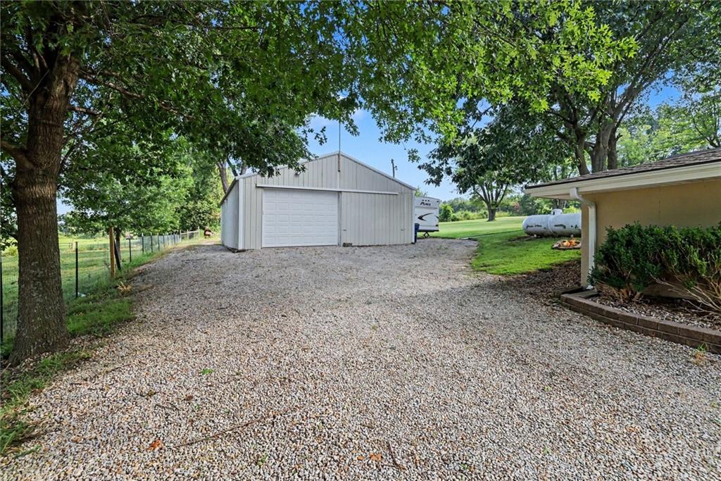 13744 Archer Road Property Photo 25