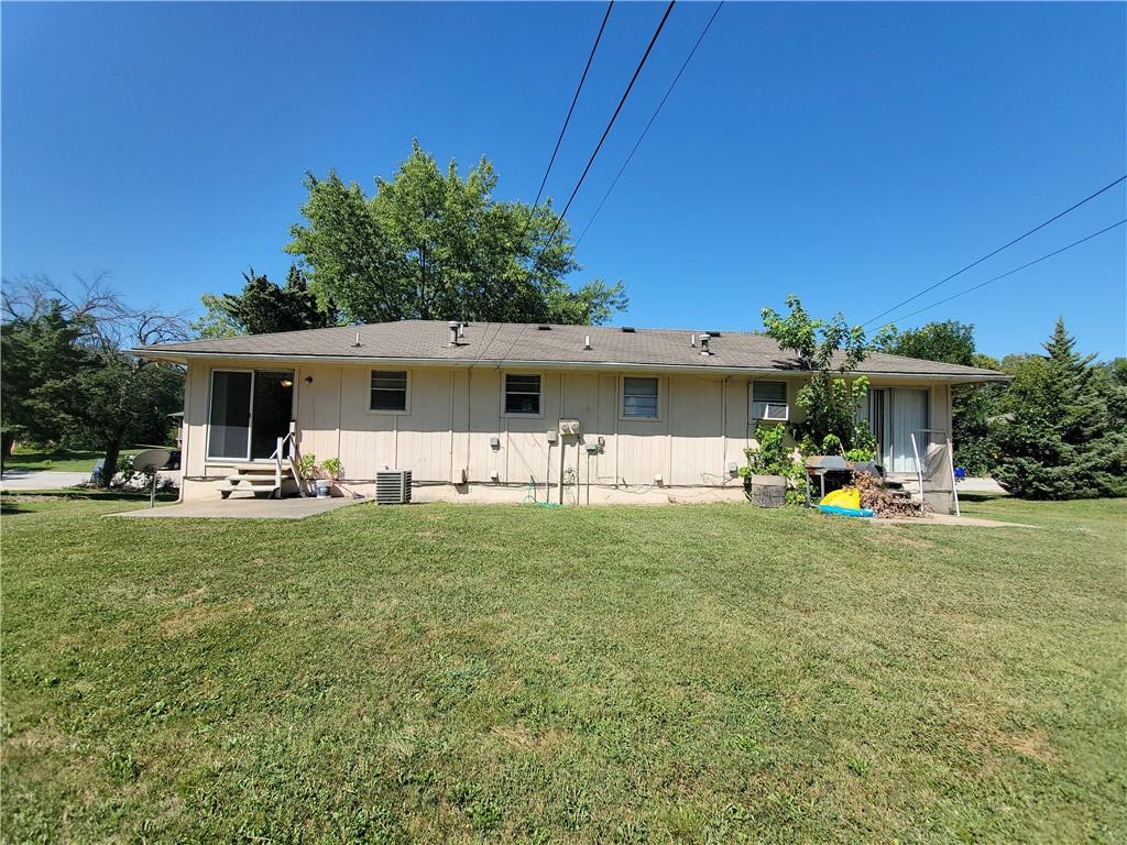 205 Ne Westwind Drive Property Photo 3
