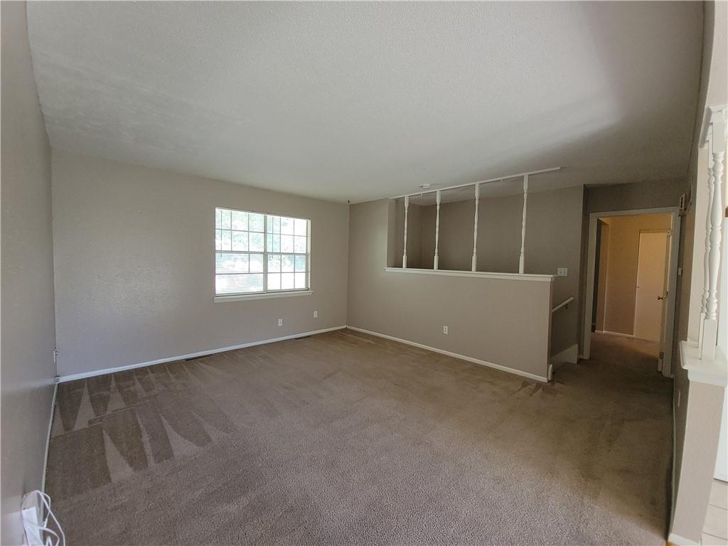 205 Ne Westwind Drive Property Photo 4