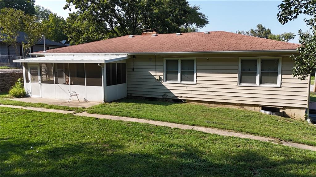 9723 E 13th Street Property Photo 2