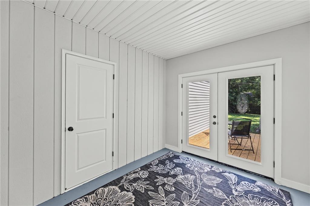 5441 Cedar Street Property Photo 6