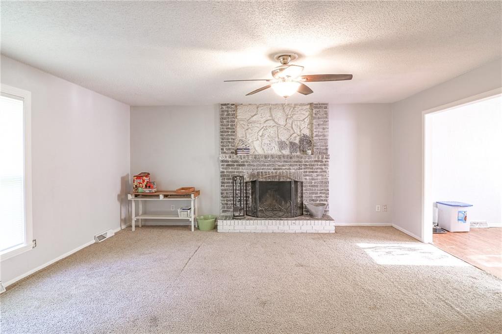 12723 Cave Lane Property Photo 4