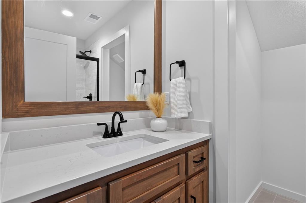 2905 W 72nd Street Property Photo 45