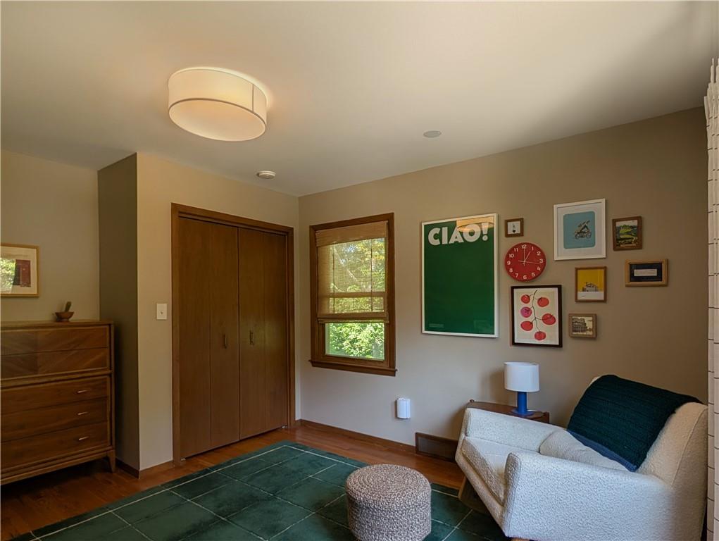 10050 Roe Avenue Property Photo 38
