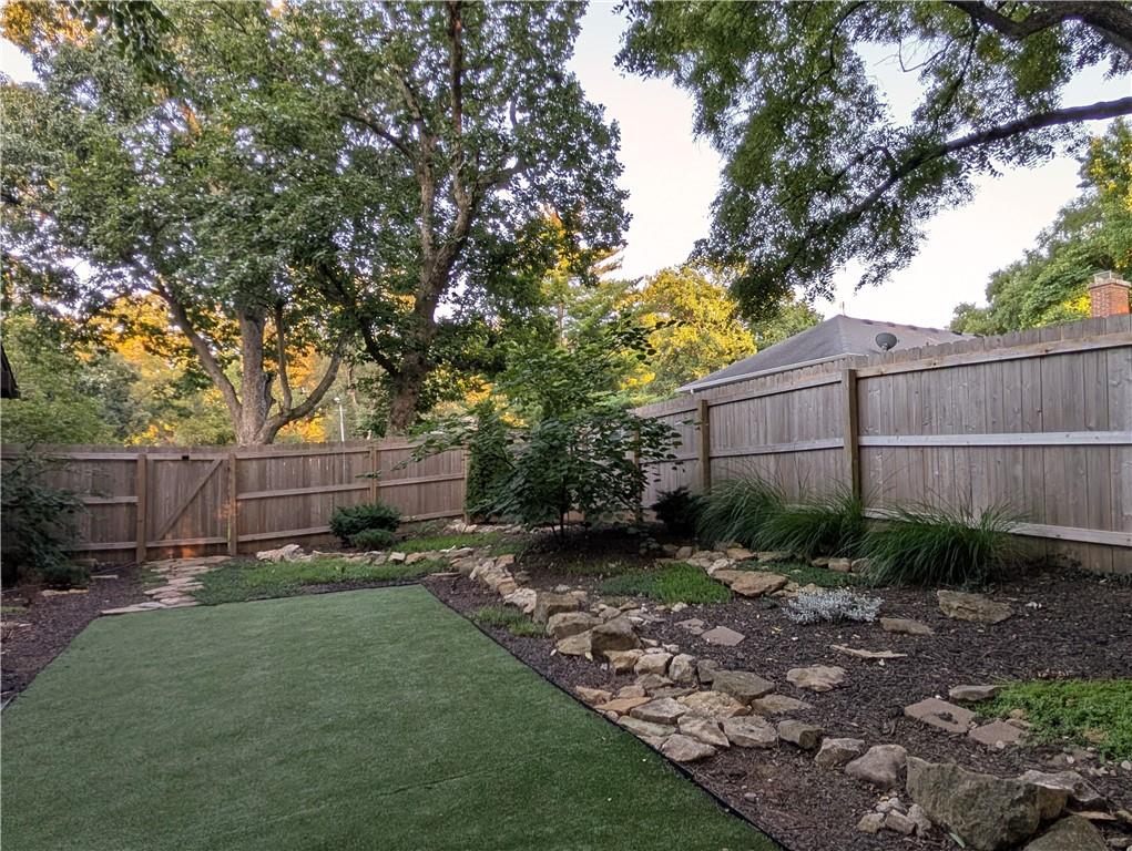 10050 Roe Avenue Property Photo 44