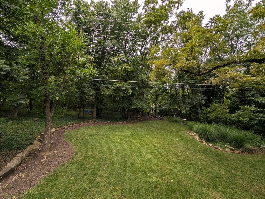 10050 Roe Avenue Property Photo 47
