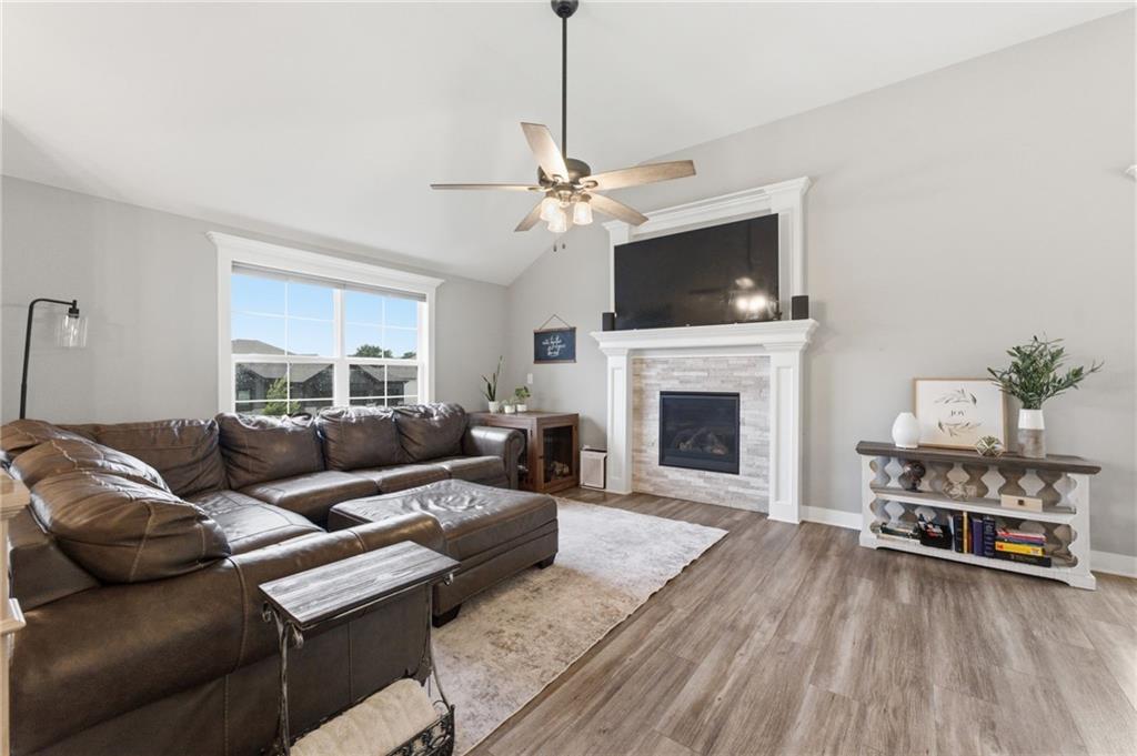 22907 S Ridgeview Drive Property Photo 5
