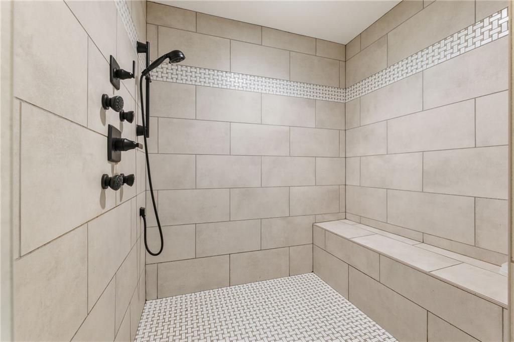 22907 S Ridgeview Drive Property Photo 16